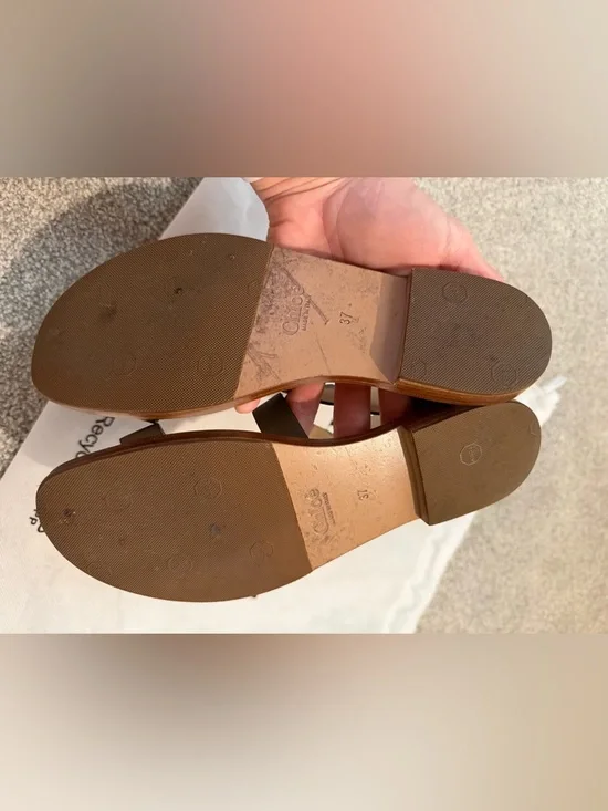 Chloe EU37 Gladiator Style Leather Strappy Sandals w/ Gold Hardware - Picture 7 of 9